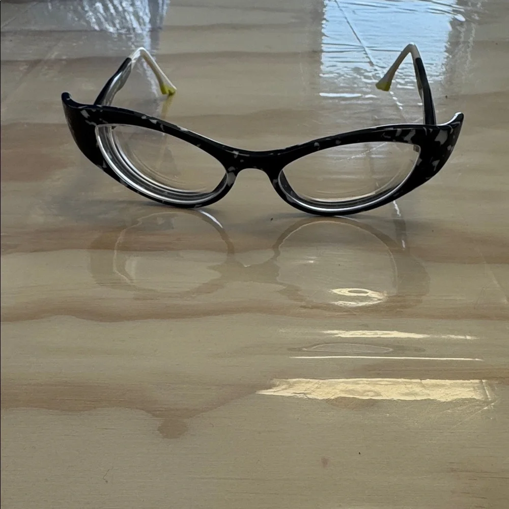 Face A Face‎ Paris Bocca Senso 3 Cat Eye Prescription Glasses 54-17-147